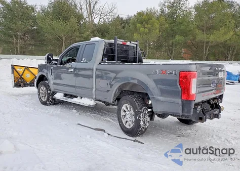 2019 Ford F250 Super Duty из США, поврежденный, VIN 1FT7X2B61KEE49829